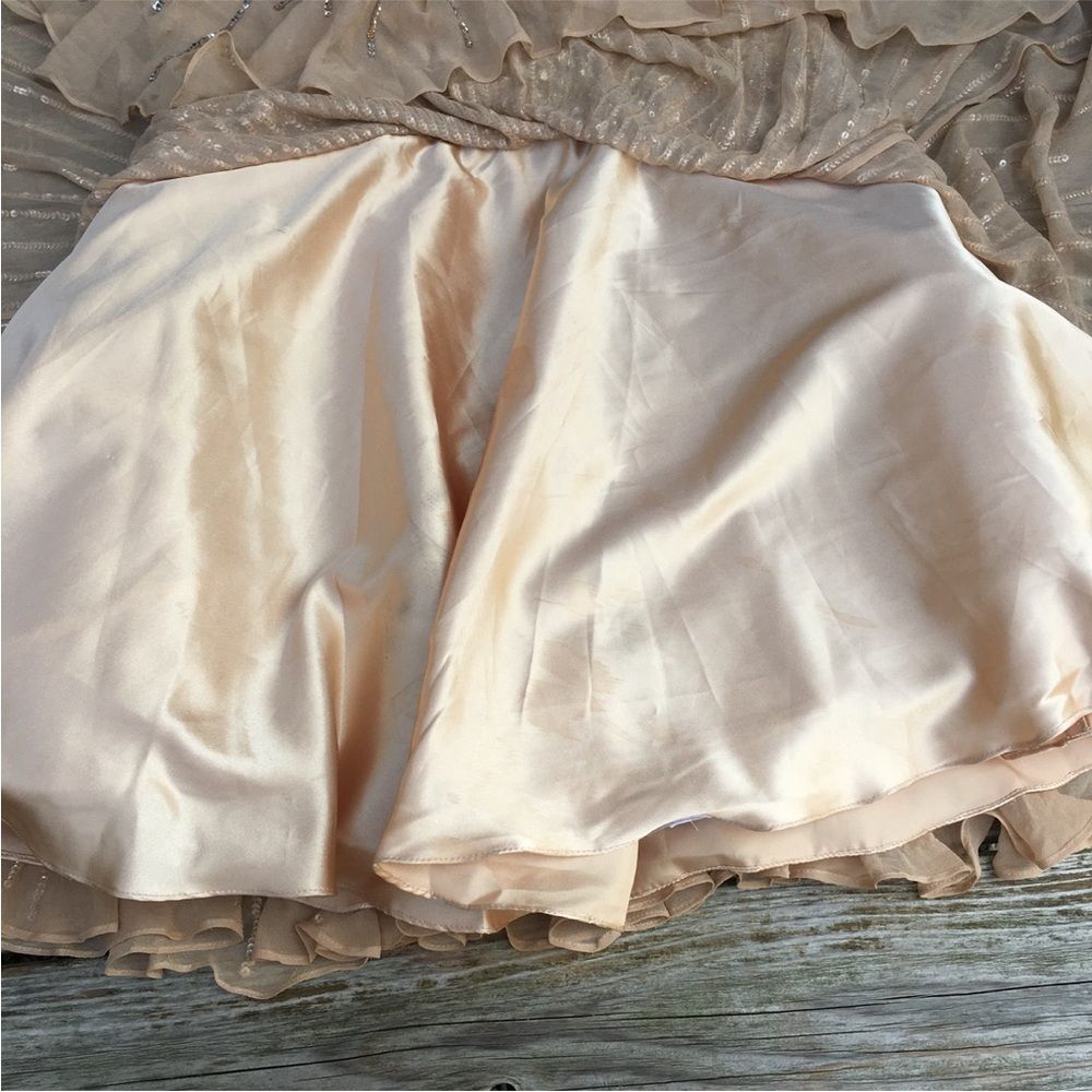 Sherri Hill Embellished Silk Fit & Flare Strapless Fit and Flare Dress 10 - Picture 15 of 16